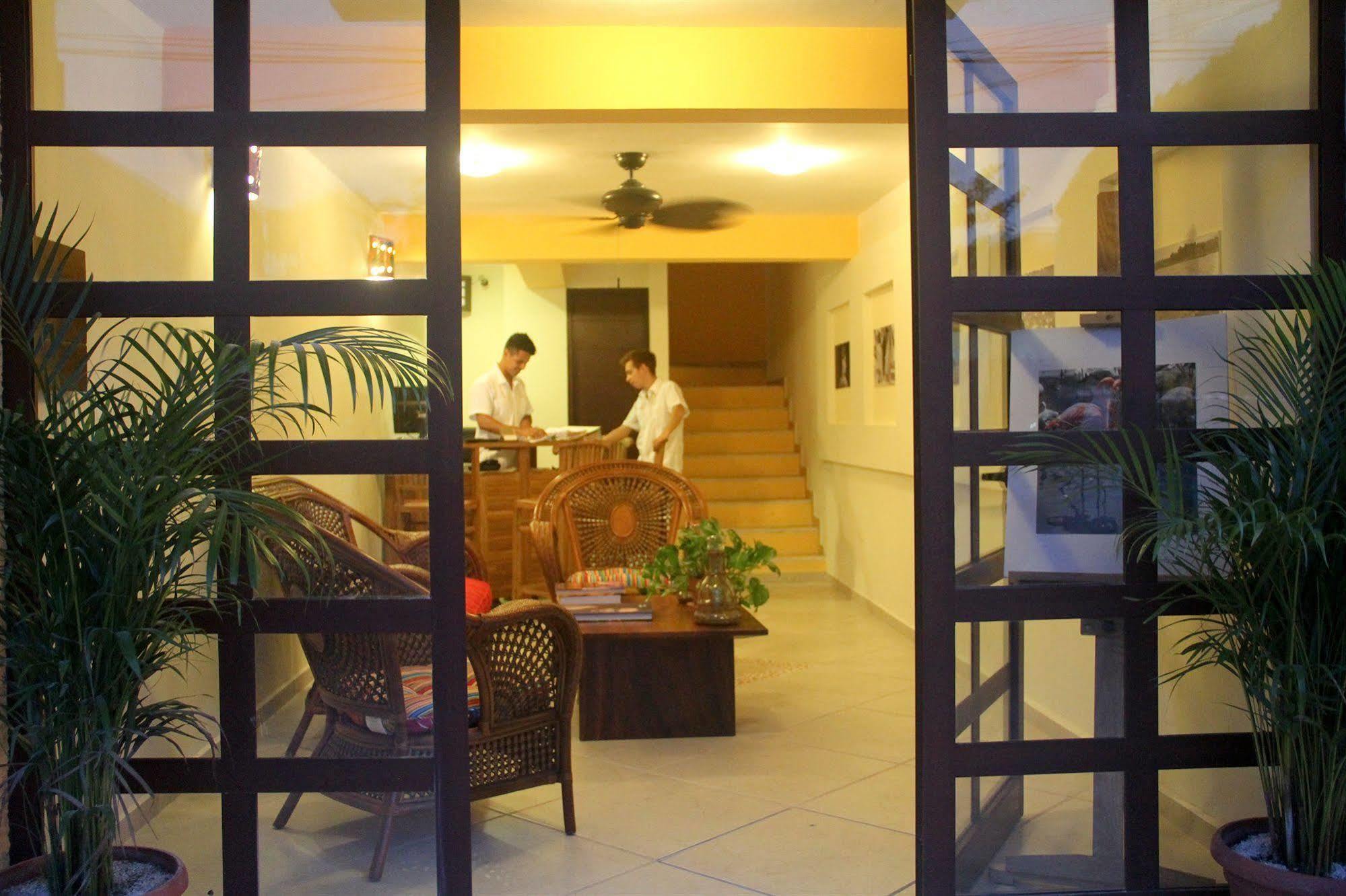 ลา กาเลเรีย โฮเต็ล บาย บูนิก Hotel ปลายาเดลการ์เมน ภายนอก รูปภาพ